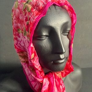 Oscar de la Renta Vintage Fuchsia Floral Long Scarfpp